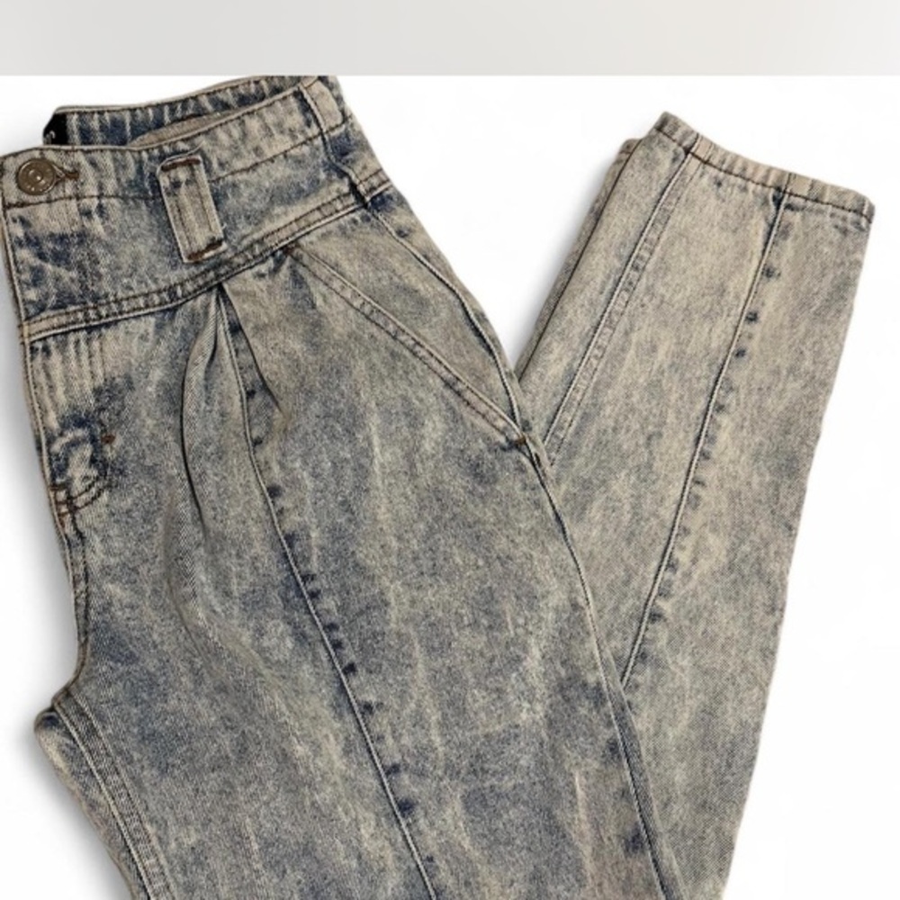 BDG Light Blue Acid Wash Denim